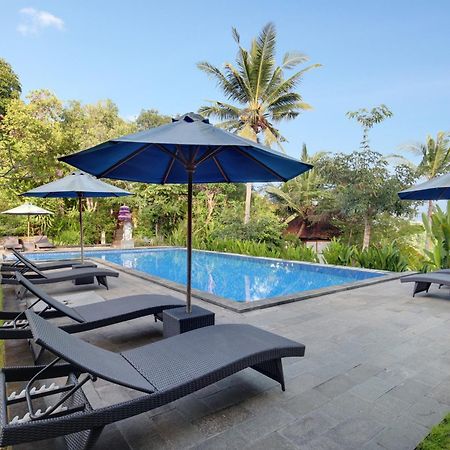 Bb Resort Villa And Spa Batumadeg ภายนอก รูปภาพ