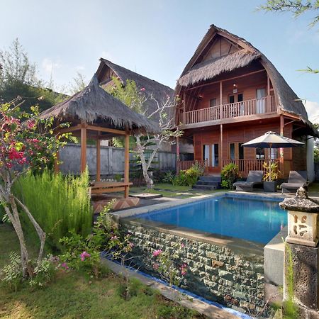 Bb Resort Villa And Spa Batumadeg ภายนอก รูปภาพ