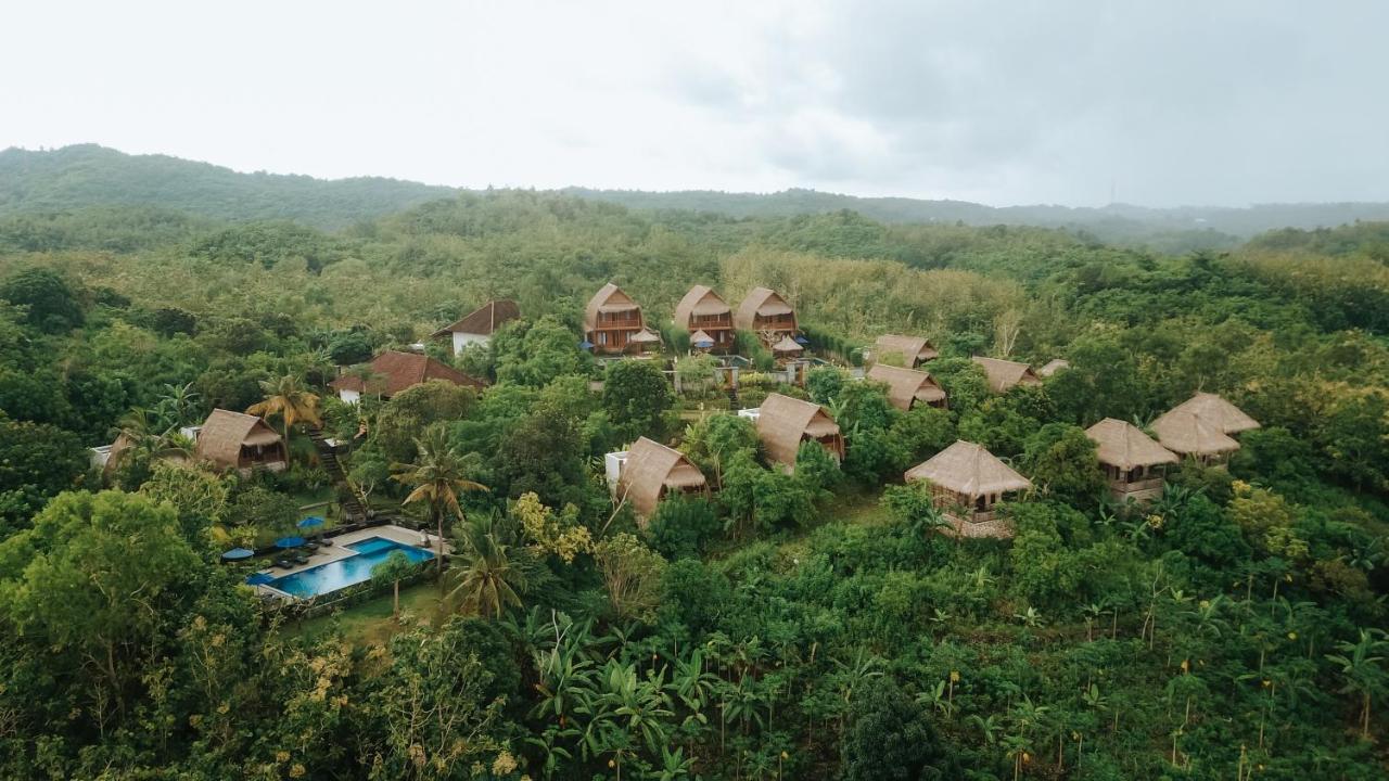 Bb Resort Villa And Spa Batumadeg ภายนอก รูปภาพ