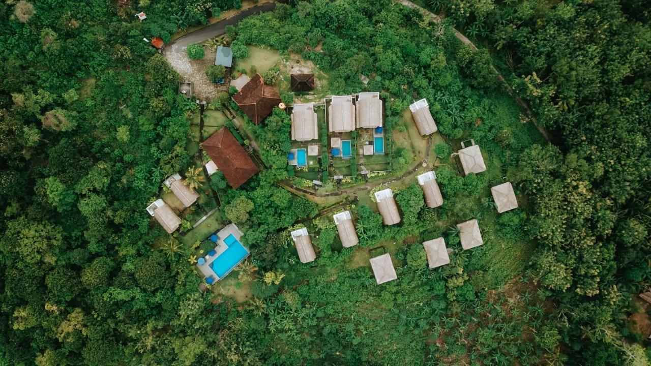 Bb Resort Villa And Spa Batumadeg ภายนอก รูปภาพ