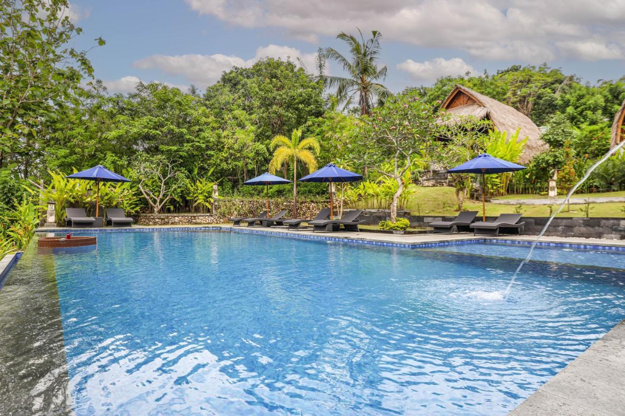 Bb Resort Villa And Spa Batumadeg ภายนอก รูปภาพ