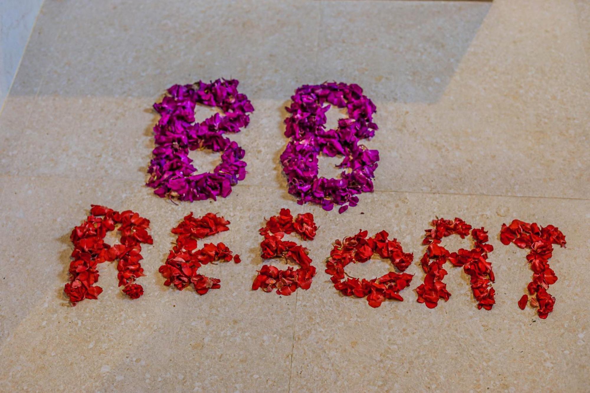 Bb Resort Villa And Spa Batumadeg ภายนอก รูปภาพ