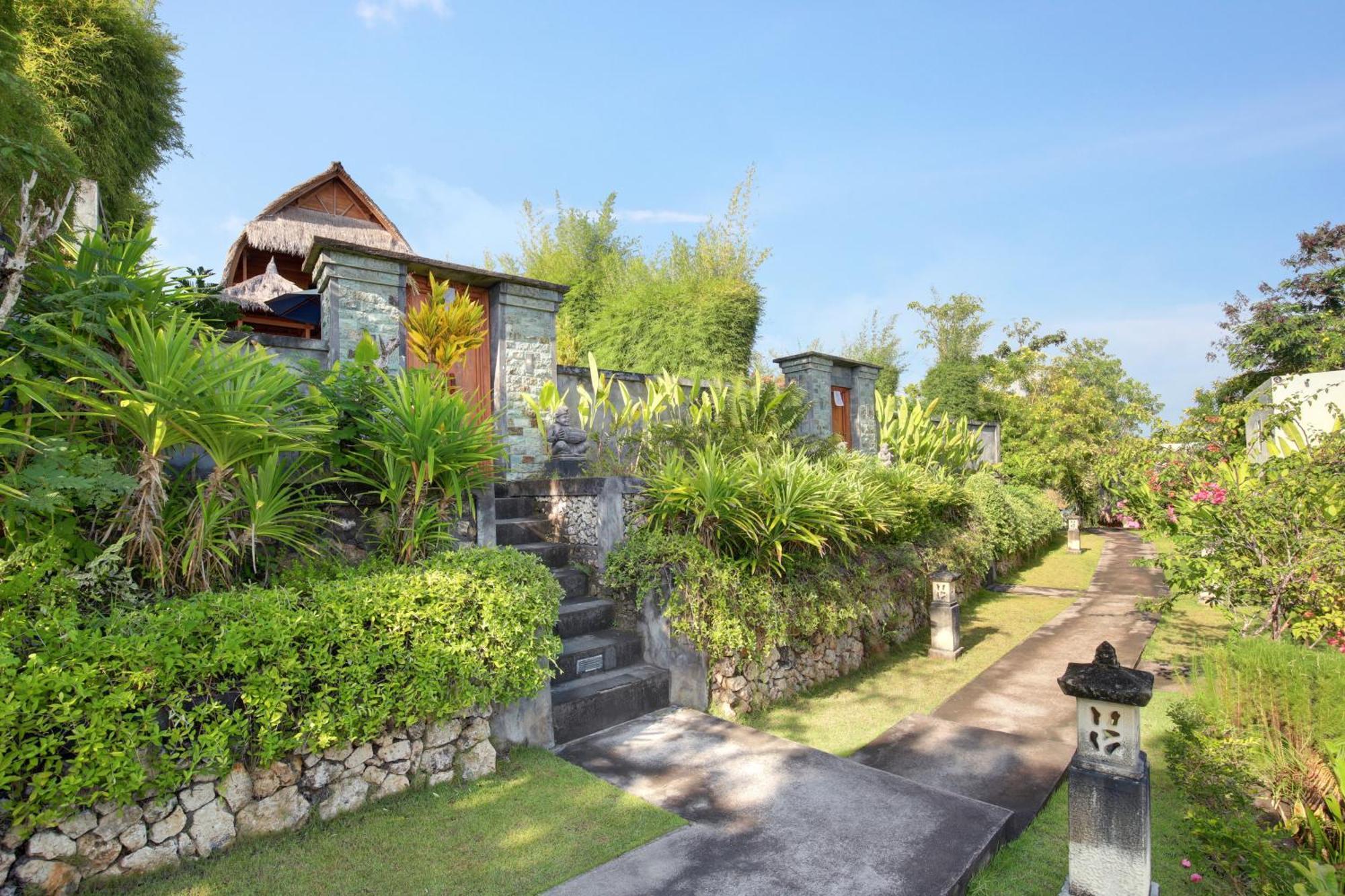 Bb Resort Villa And Spa Batumadeg ภายนอก รูปภาพ