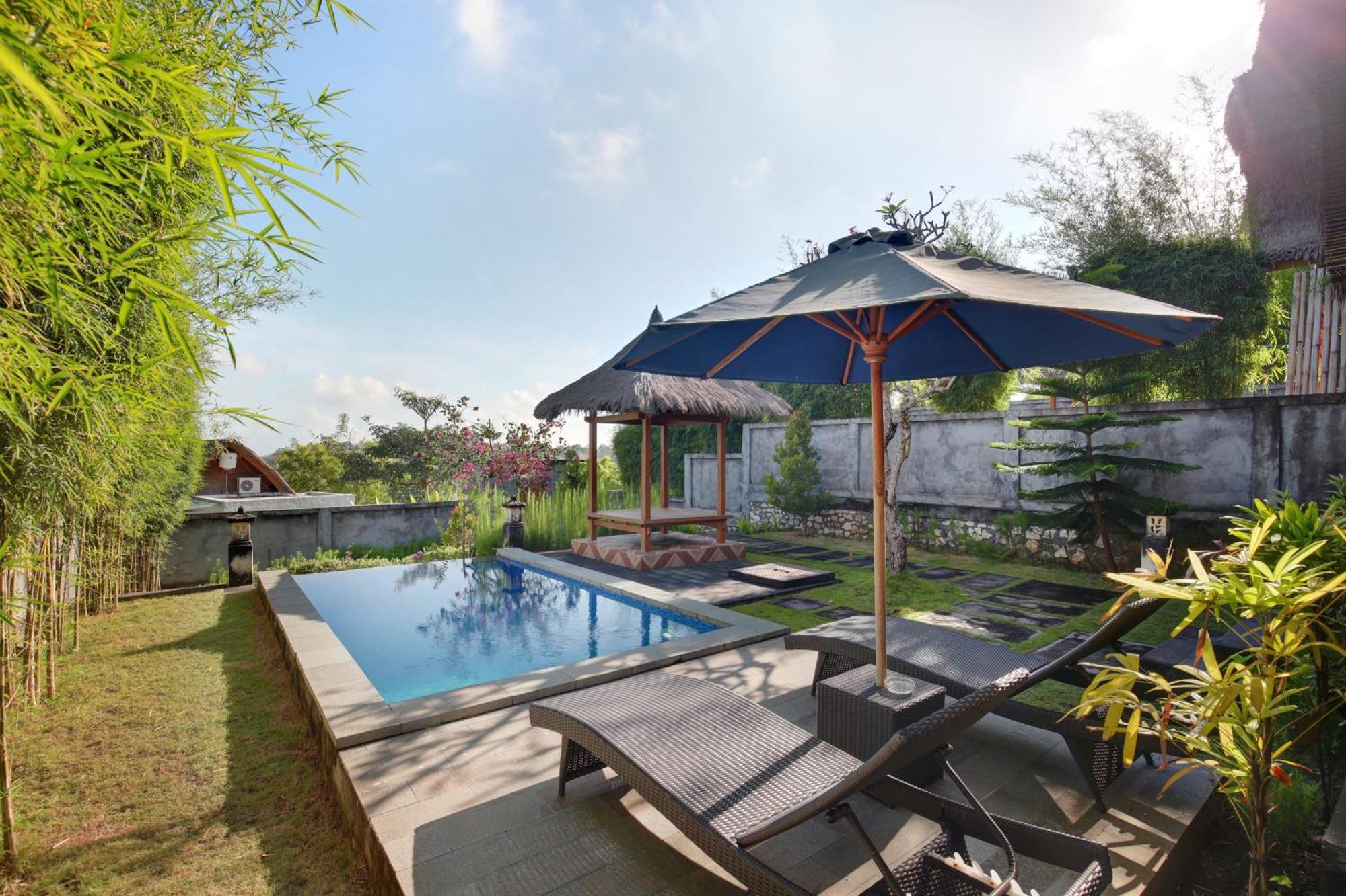 Bb Resort Villa And Spa Batumadeg ภายนอก รูปภาพ