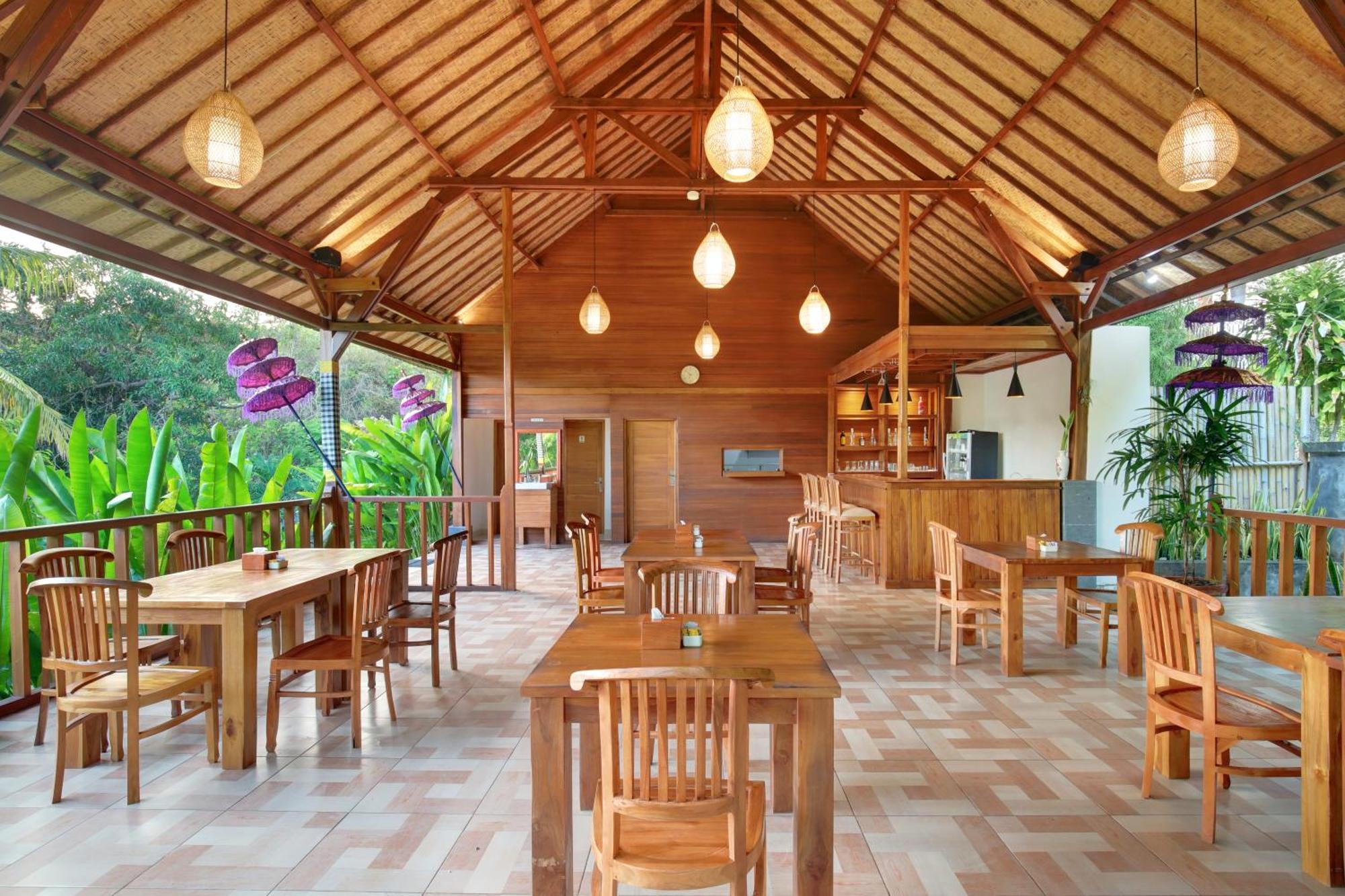 Bb Resort Villa And Spa Batumadeg ภายนอก รูปภาพ